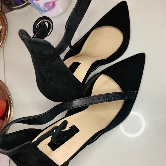 high heel shoes 👠 - Picture 1 of 7